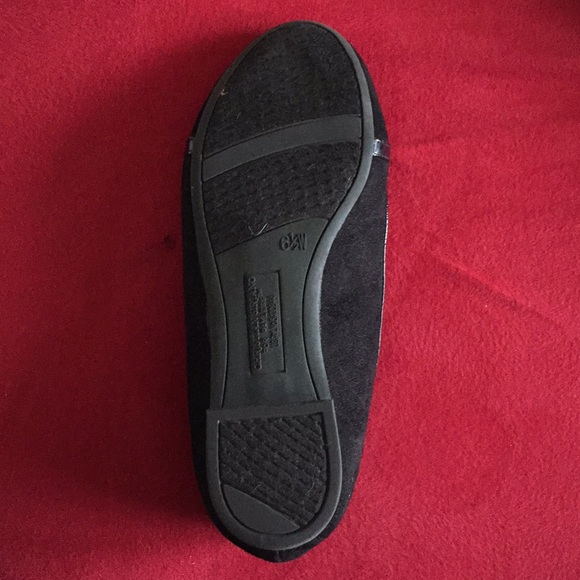 Flats - Picture 3 of 3